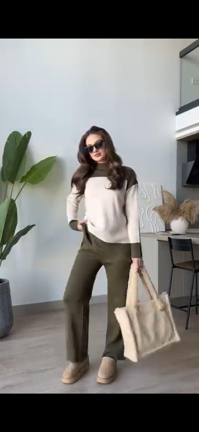 *WINTER STYLISH TRACKSUIT*